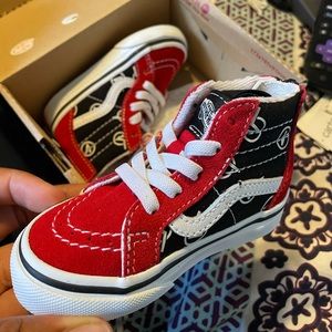 Toddler vans size 5.0/5c